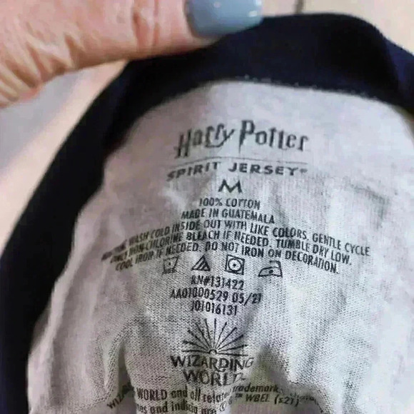 Kid's Harry Potter size M navy blue hogwarts long sleeve jersey star pattern - Picture 10 of 12